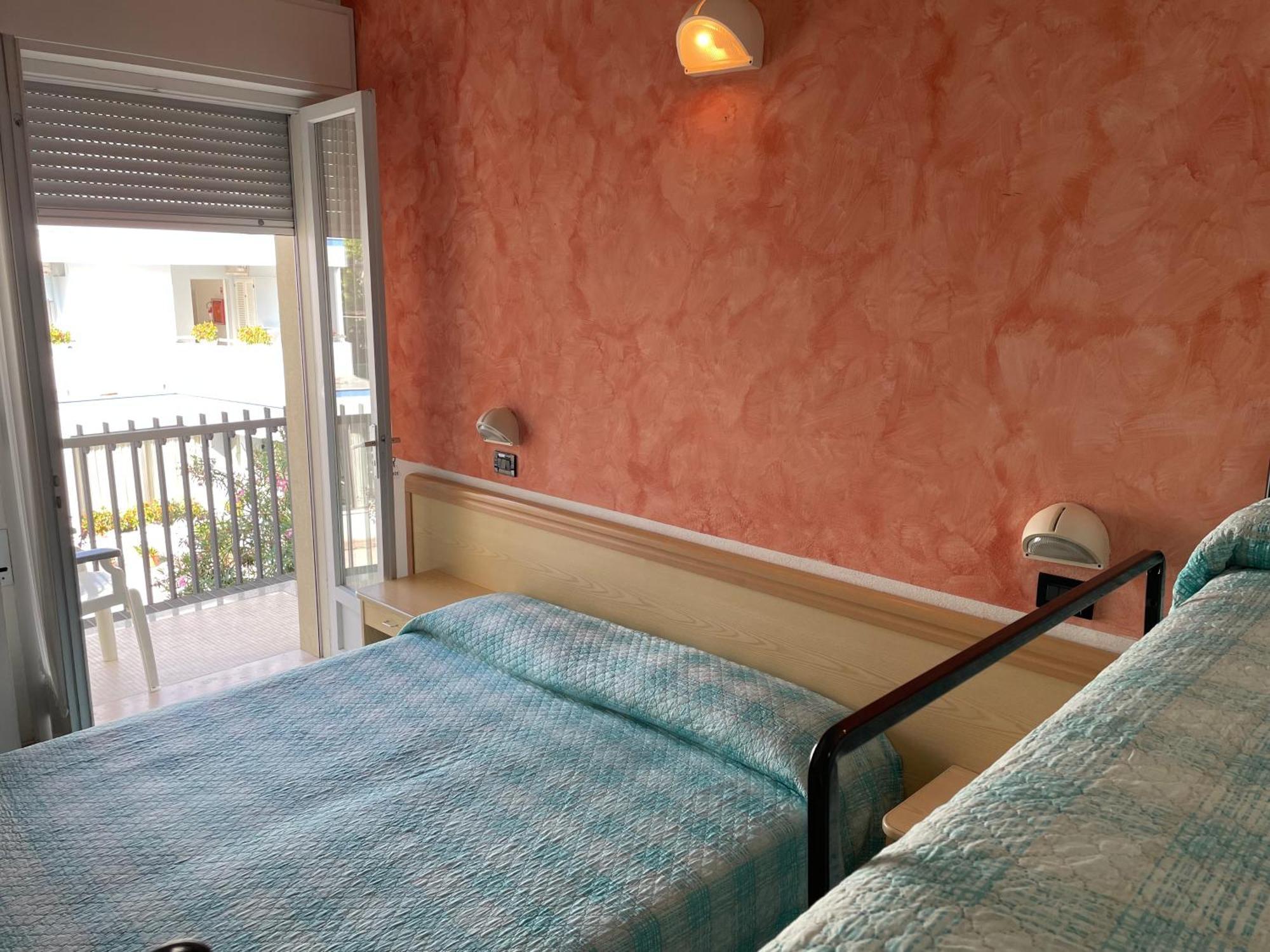 Piccolo Hotel Cesenatico Exterior foto